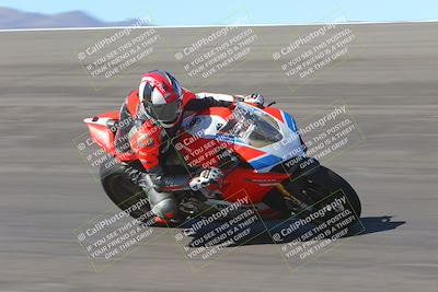 media/Oct-01-2023-SoCal Trackdays (Sun) [[4c570cc352]]/Bowl (1020am)/